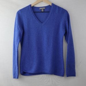 Blue 100% Cashmere sweater size M